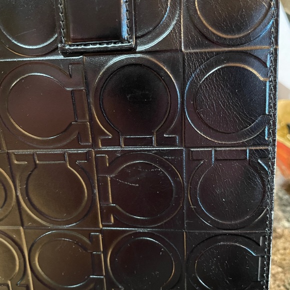 Salvatore Ferragamo handbag - Picture 15 of 16